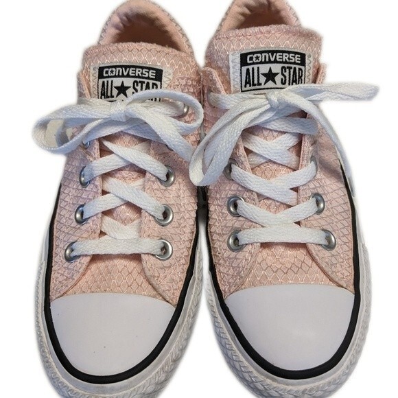 Converse All Stars low top blush pink sneakers - padded upper - women's size 5 - Picture 4 of 7